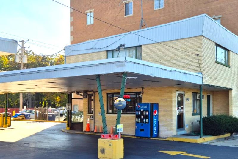 Motel Edgebrook Chicago North Shore by OYO image