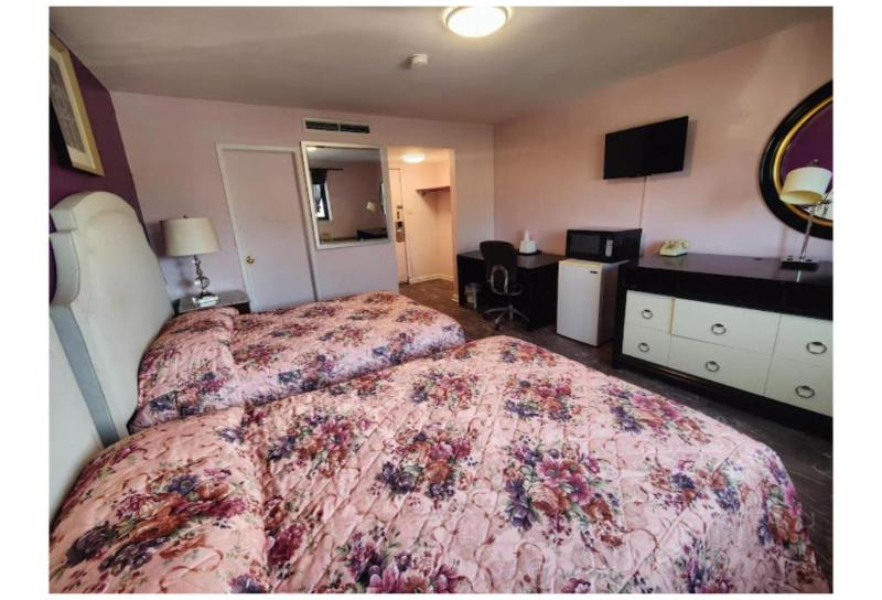 Motel Edgebrook Chicago North Shore by OYO image