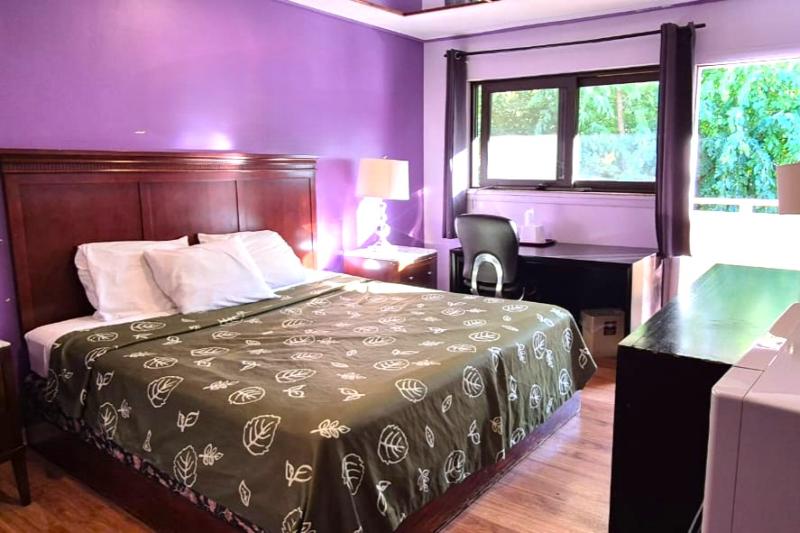 Motel Edgebrook Chicago North Shore by OYO image