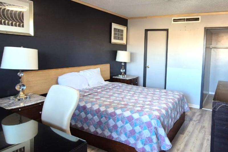 Motel Edgebrook Chicago North Shore by OYO image