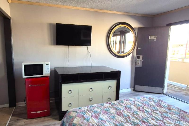 Motel Edgebrook Chicago North Shore by OYO image