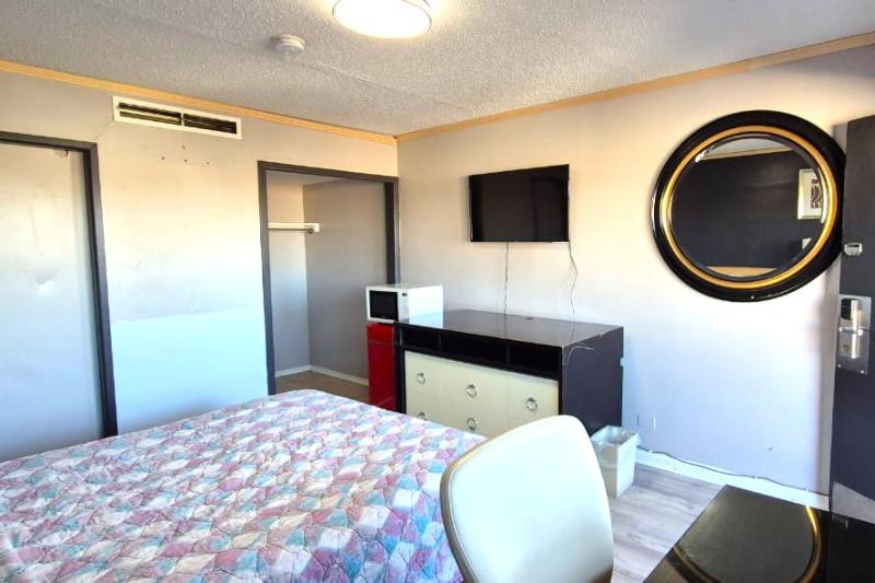 Motel Edgebrook Chicago North Shore by OYO image