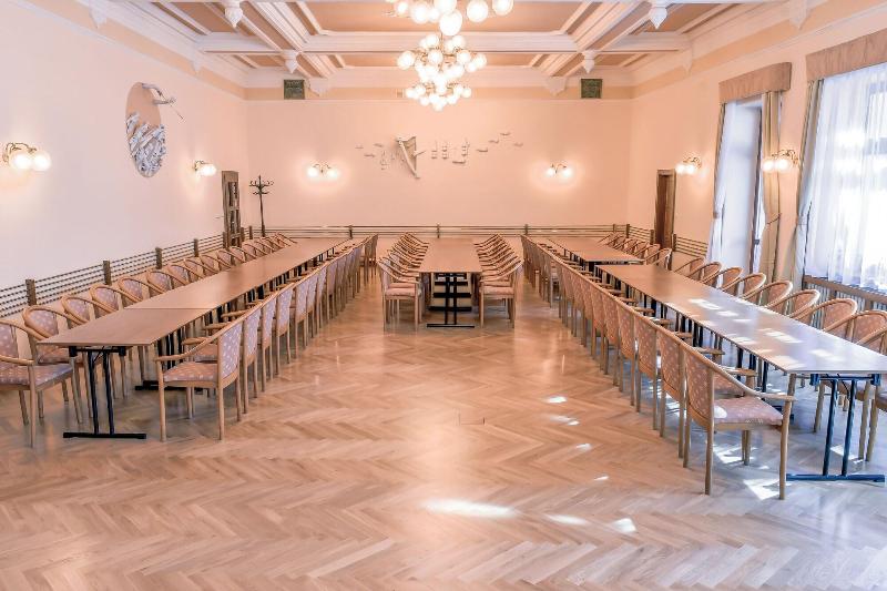 Hotel Zlata Hva Zda image