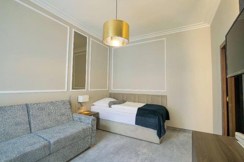 Hotel Zlata Hva Zda image