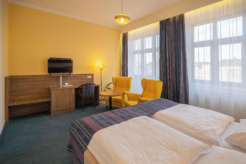 Hotel Zlata Hva Zda image