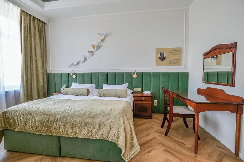 Hotel Zlata Hva Zda image