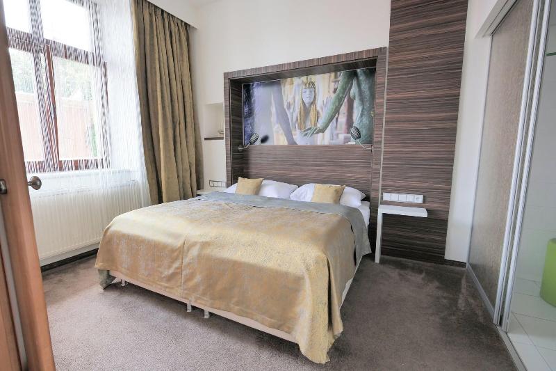 Hotel Zlata Hva Zda image