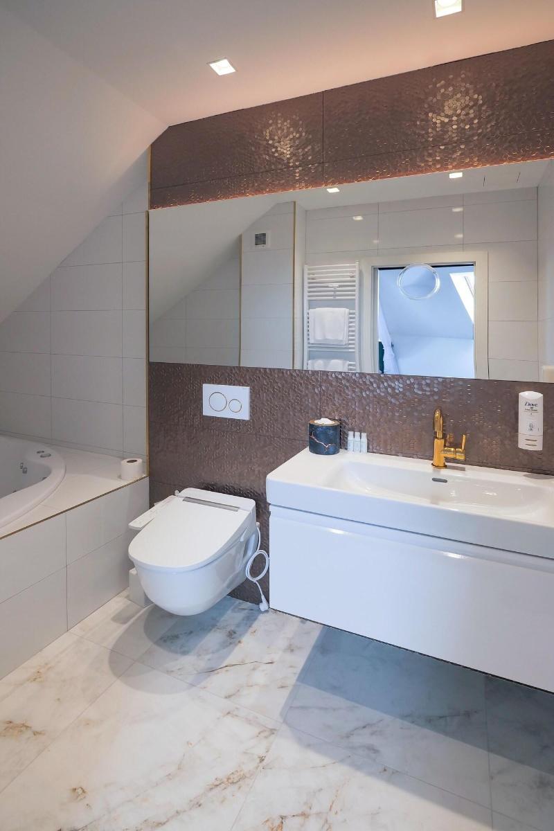 Hotel Zlata Hva Zda image