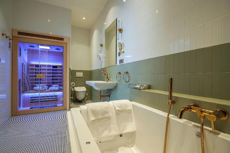 Hotel Zlata Hva Zda image
