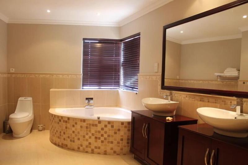 The Capital Guesthouse image