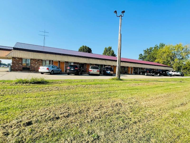 Budget Host Inn Greenup — general view