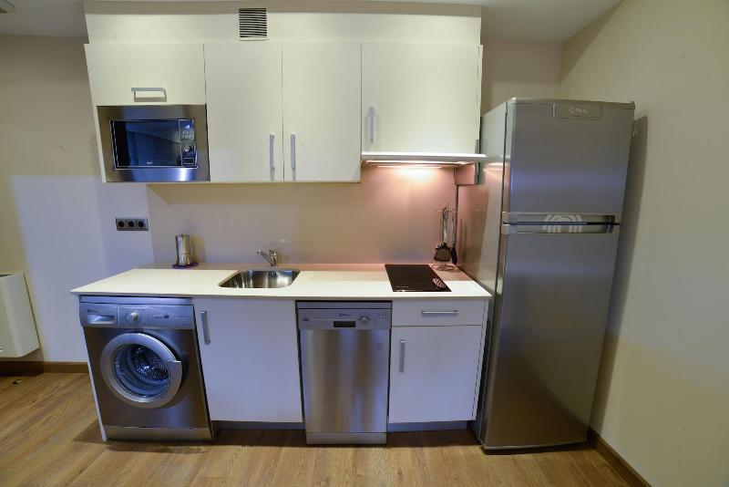 Apartamentos Turisticos Llanes image