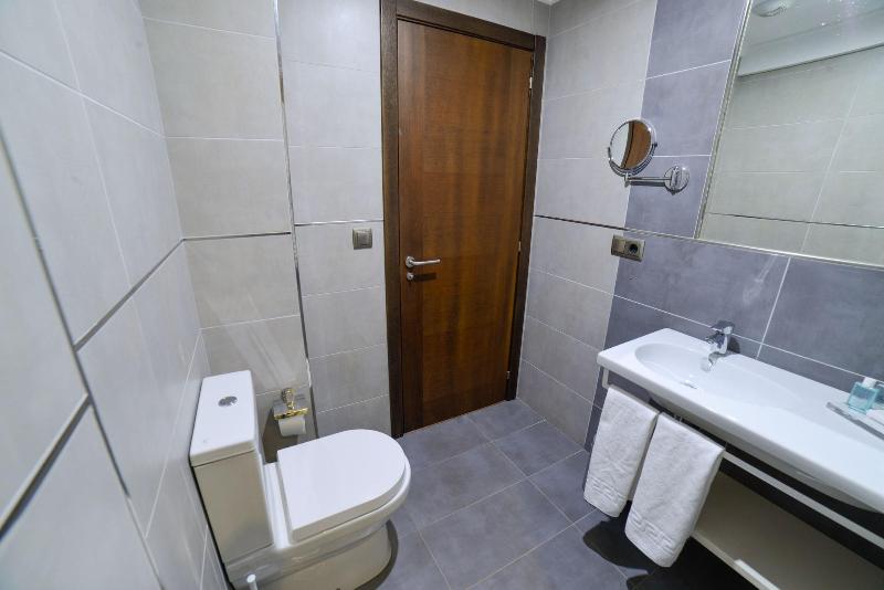 Apartamentos Turisticos Llanes image