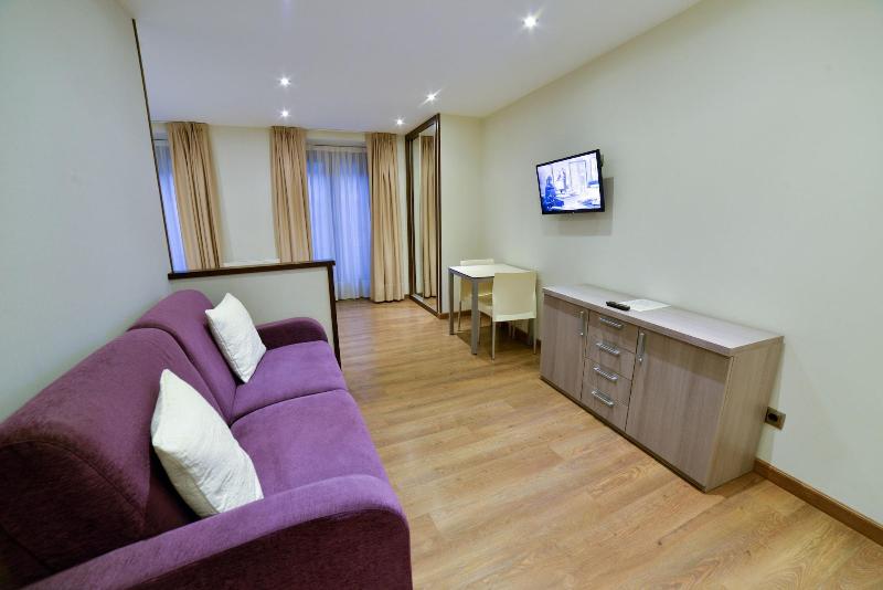 Apartamentos Turisticos Llanes image