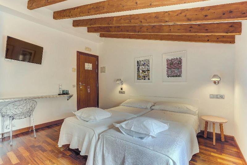 Desbrull image