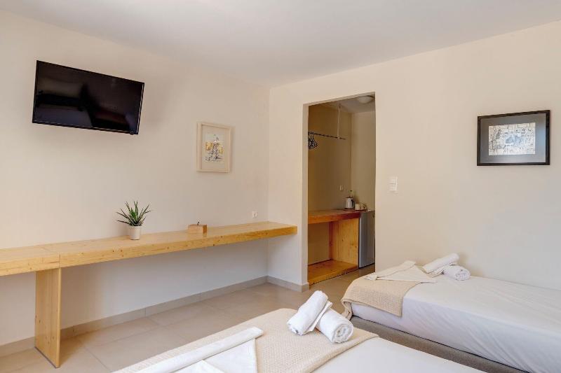 Hotel Kamelo image