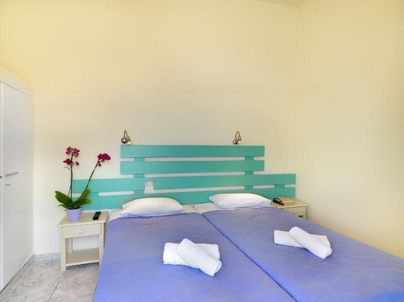 Hotel Kamelo image