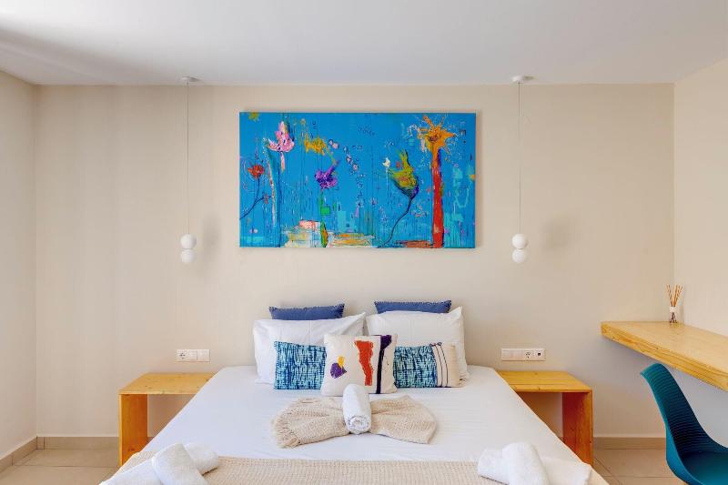 Hotel Kamelo image