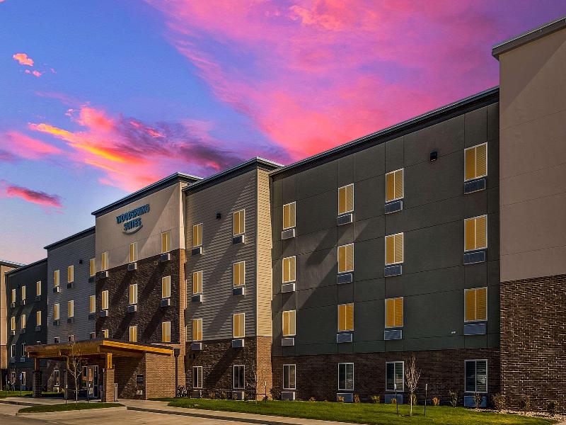 Woodspring Suites West Des Moines image