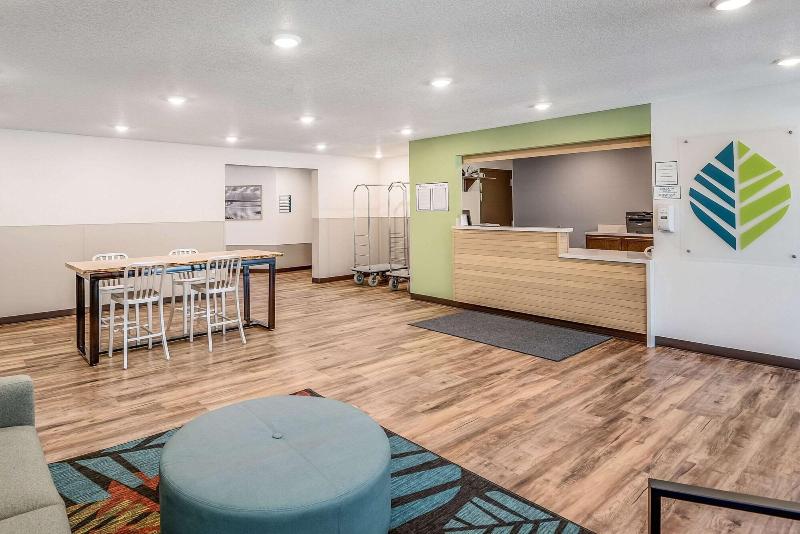 Woodspring Suites West Des Moines image