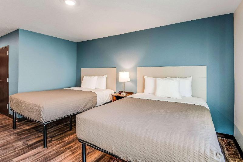 Woodspring Suites West Des Moines image