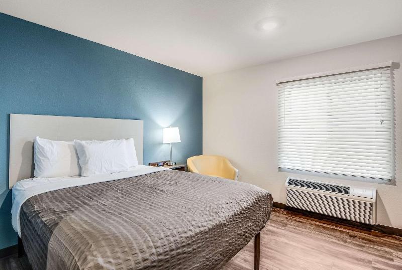 Woodspring Suites West Des Moines image