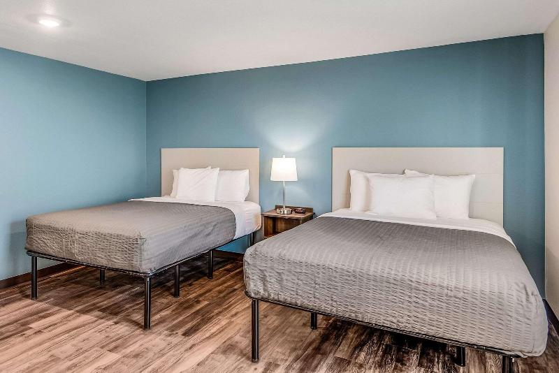 Woodspring Suites West Des Moines image