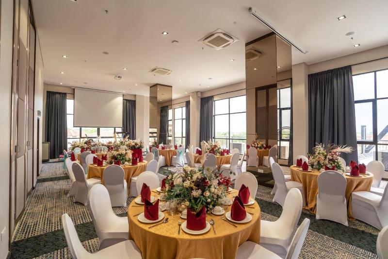 D Elegance Grand Bandar Seri Alam image