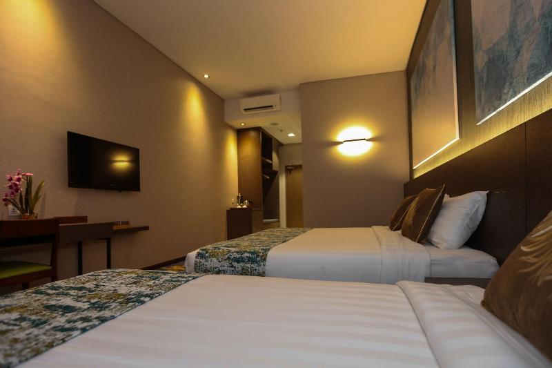 D Elegance Grand Bandar Seri Alam image