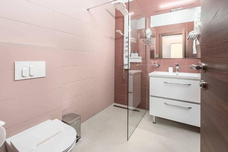Hotel Dua Residence image