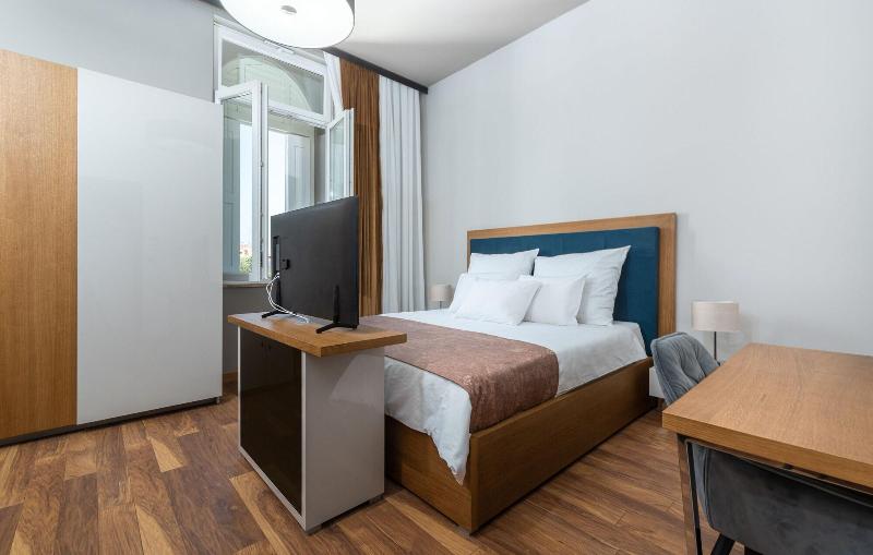 Hotel Dua Residence image