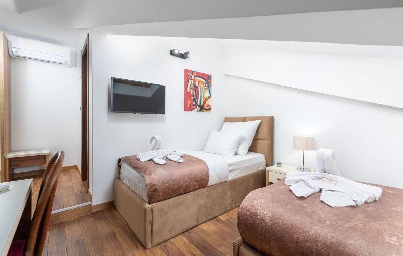 Hotel Dua Residence image
