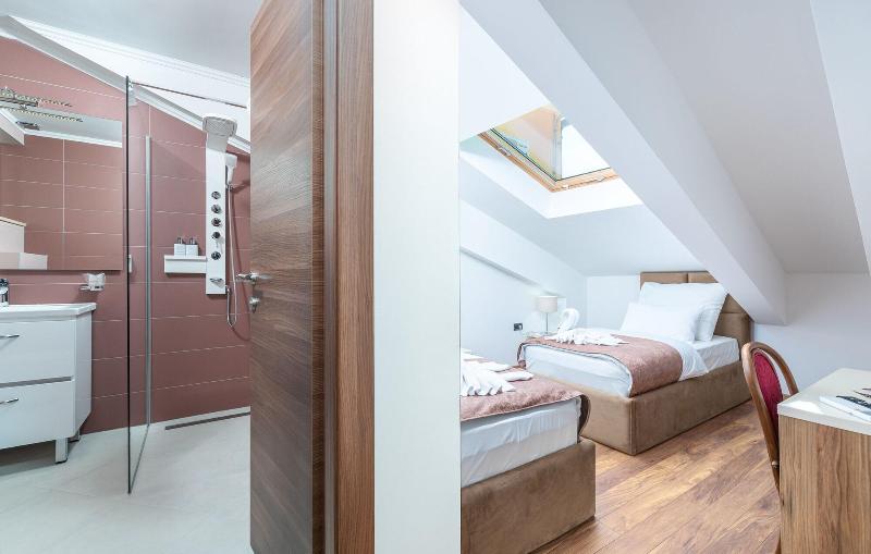 Hotel Dua Residence image