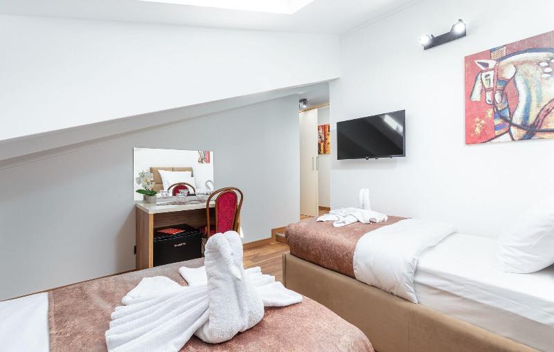 Hotel Dua Residence image