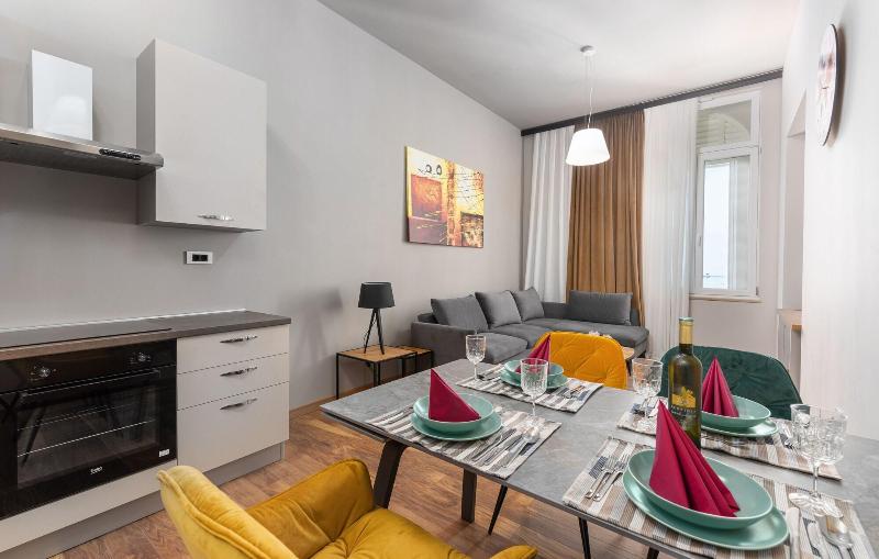 Hotel Dua Residence image