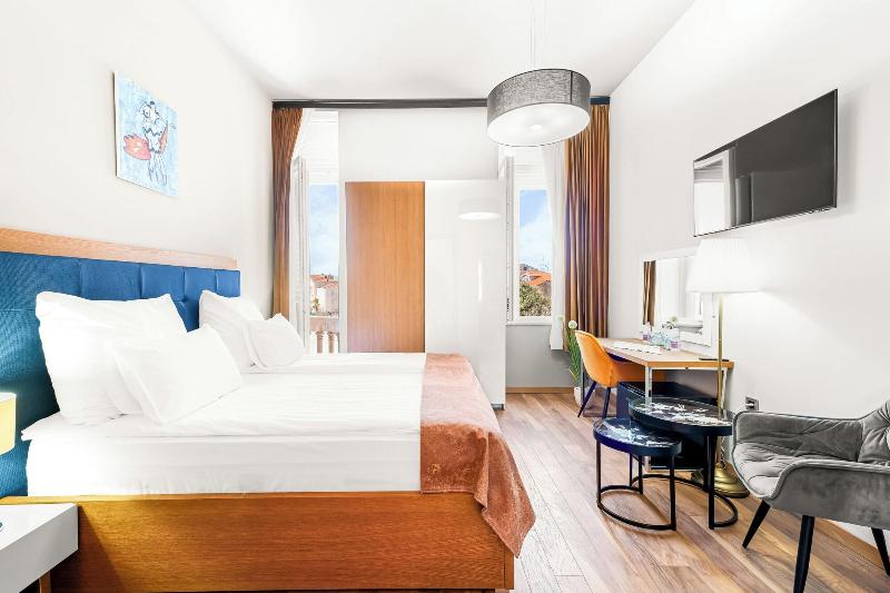 Hotel Dua Residence image