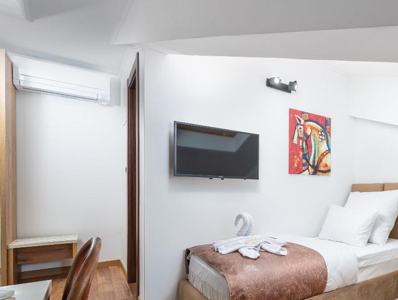 Hotel Dua Residence image