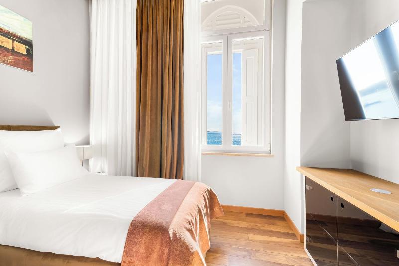 Hotel Dua Residence image