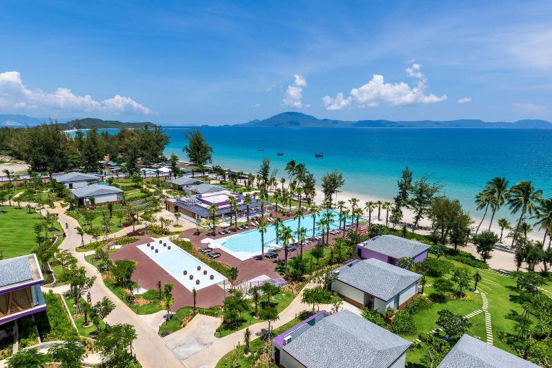 Ttc Van Phong Bay Resort image