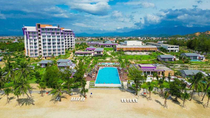 Ttc Van Phong Bay Resort image