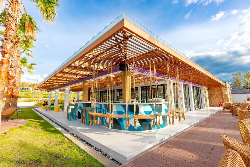 Ttc Van Phong Bay Resort image 8