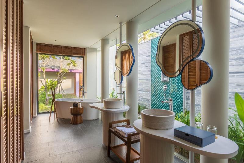 Ttc Van Phong Bay Resort image