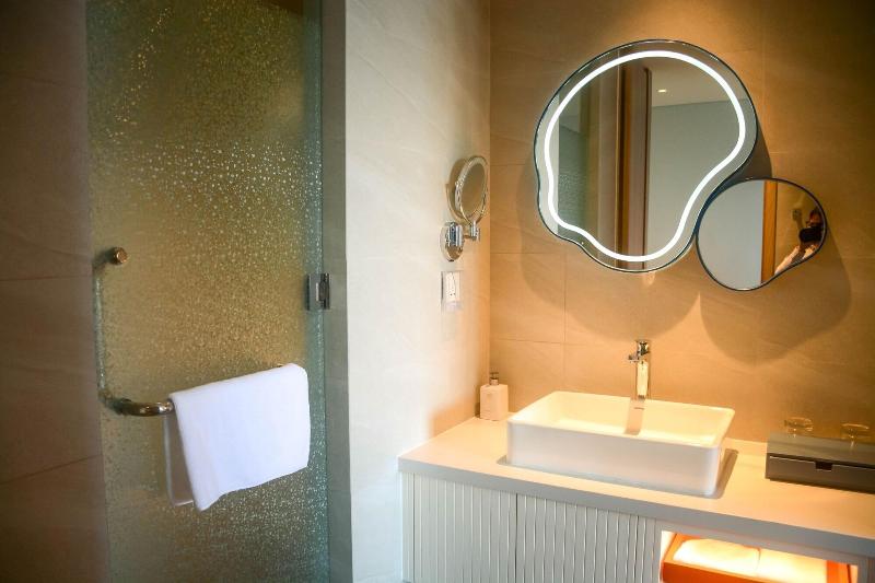 Ttc Van Phong Bay Resort image