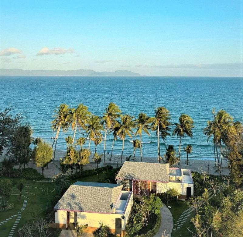 Ttc Van Phong Bay Resort image