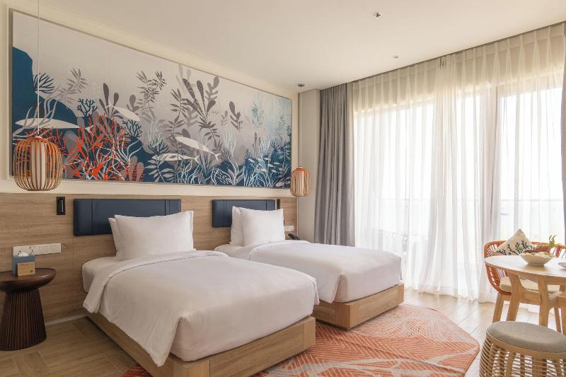 Ttc Van Phong Bay Resort image