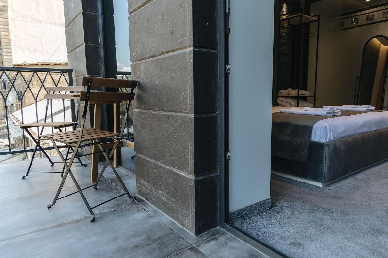 Aratta Boutique Hotel image