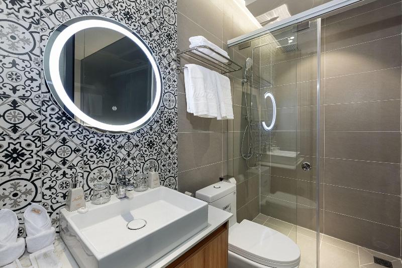 Laputa Hotel Phu Quoc image