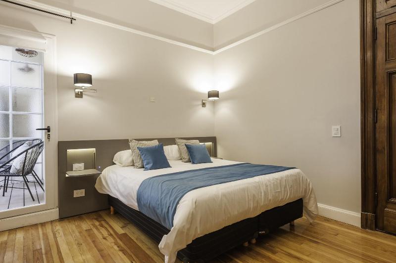 Sarmiento Flats image