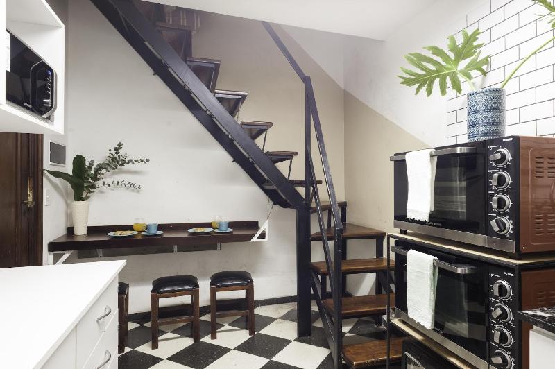Sarmiento Flats image