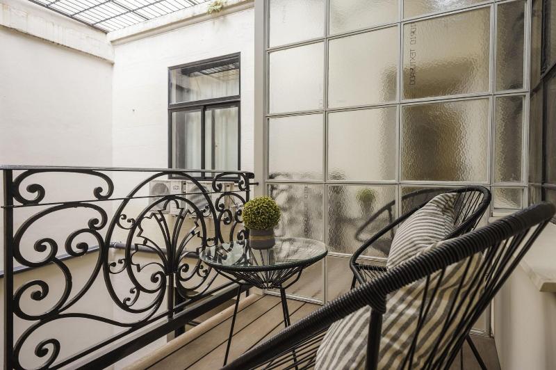 Sarmiento Flats image